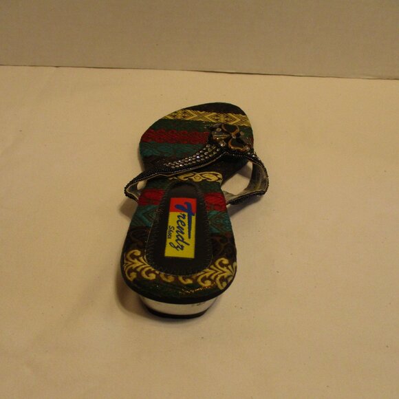 Trendz Woman Size 6 Black Yellow Red Bling Bling Beach Travel Vacation Sandals - Picture 5 of 13